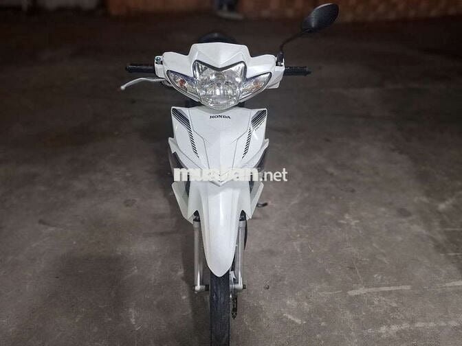 Honda Wave BLADE ĐK2017. BS 84.  Cà vẹt đầy đủ