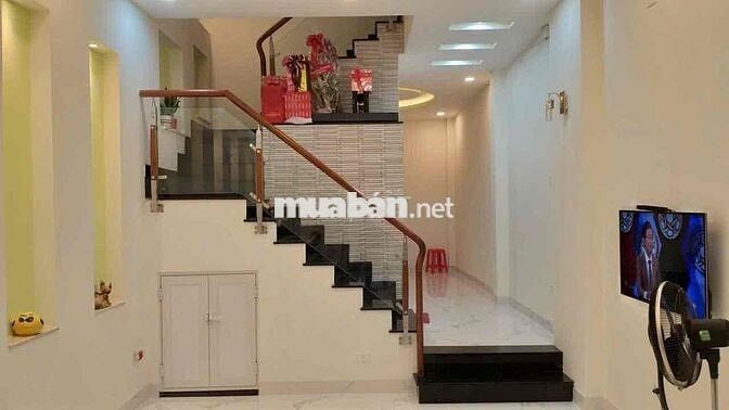 NHÀ NGUYÊN CĂN HOÀNG DIỆU 2 4PN 4x15 SẴN MÁY LẠNH LINH CHIỂU THỦ ĐỨC