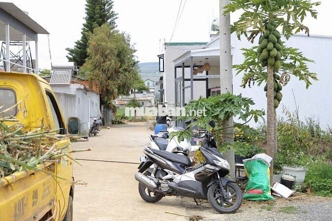 Chính chủ bán 100m full thổ cư mặt tiền 4.5m trung tâm Ka Đô