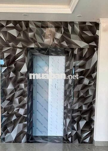 Nhà mới Chính chủ cho thuê 77m2; 4 Tầng, Duy Tân -24Tr, Nhà hàng, VP
