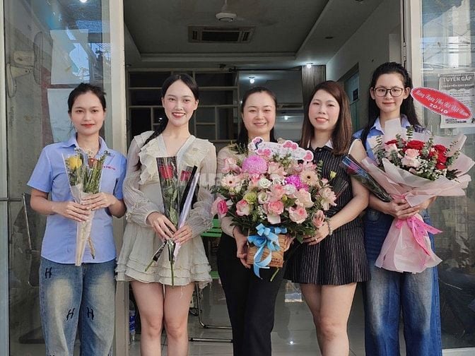 Cần gấp 5 bạn nam nữ làm tại bình thạnh 