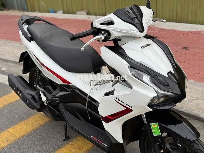 Airblade 125 2Val đk2022 1chủ ít đi zin100% mới99%