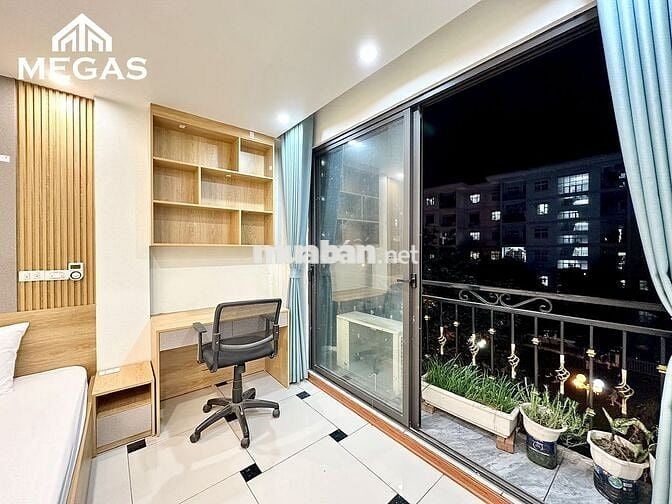 CHO THUÊ STU,1N1K - 50M2 BAN CÔNG FULL NỘI THẤT NGAY ĐH THƯƠNG MẠI