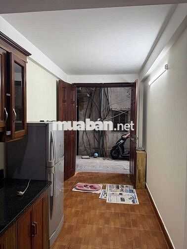 Bán Nhà Lò Đúc 15M x 4T Giá 4,5 Tỷ. Ngõ nông, 15m ra ô tô, 2 thoáng