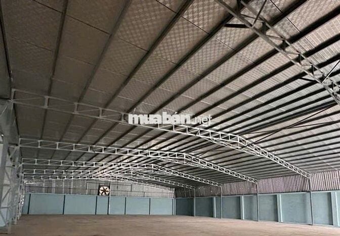 Kho diện tích lớn ở Đường Tôn Thất Thuyết cần cho thuê 1000m2