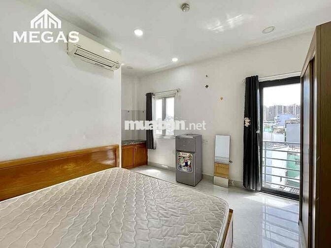 Trống căn STUDIO Ban Công ngay CMT8 - Gần Vòng Xoay Dân Chủ