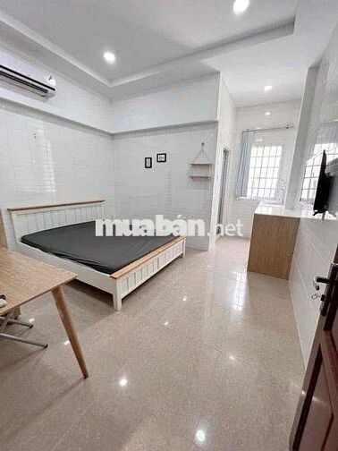 STUDIO FULL NỘI THẤT - CỬA SỔ TRỜI NGAY SÂN BAY TSN - CV GIA ĐỊNH