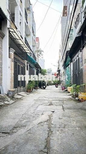 Bán nhà Thới An 13 giá 1.650 tỷ Vi Bằng