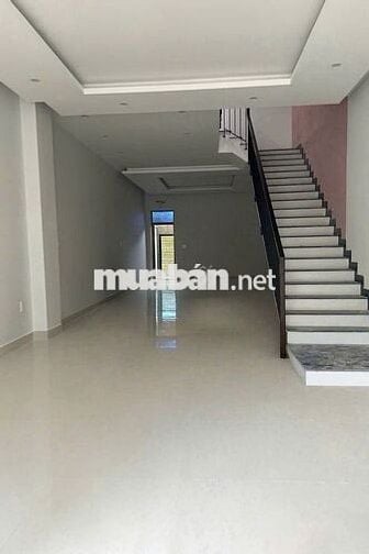 NHÀ 3 TẦNG MỚI 100% MẶT TIỀN TRUNG LẬP 17- MÊ LINH