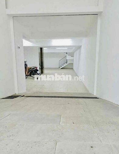 CHO THUÊ NHÀ MẶT TIỀN 5X20M ( CÓ THANG MÁY ) ĐƯỜNG SỐ P.TÂN QUY Q7