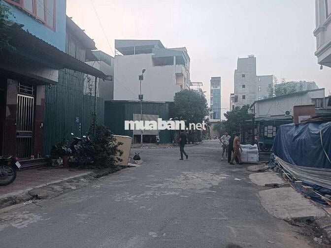 Anh Thuấn Bán Lô Đất Dịch Vụ Aeon Mall Hà Đông – 50m², Vỉa Hè, Ô Tô.