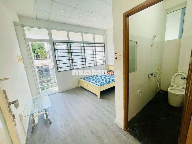 PHÒNG TRỌ PHẠM VĂN CHIÊU, 3tr có ban công