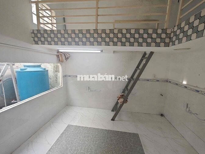 Duplex giá siêu rẻ nằm gần cầu chánh hưng thuận tiện qua trung tâm