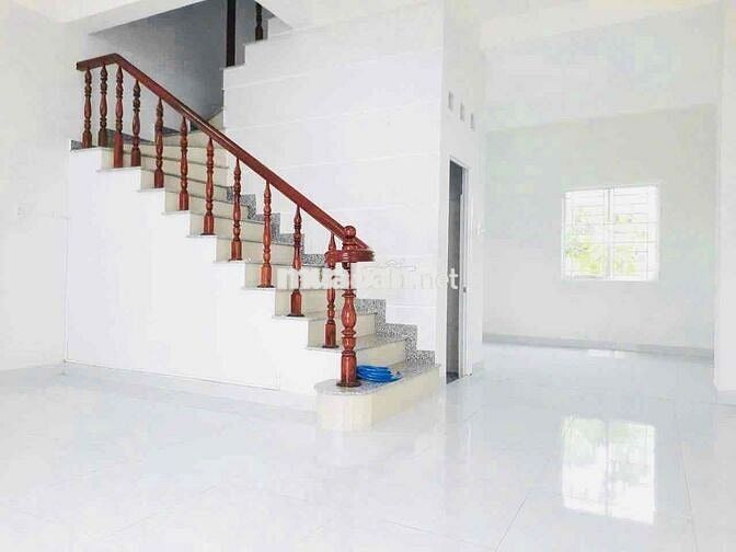 CHO THUÊ NHÀ 1 TRỆT 1 LẦU KDC HOÀNG QUÂN CẦN THƠ
