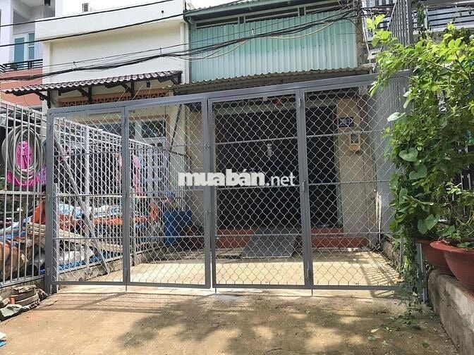 Nhà mặt tiền KDC Đại học TCKT An Dương Vương Bình Phú cần bán gấp