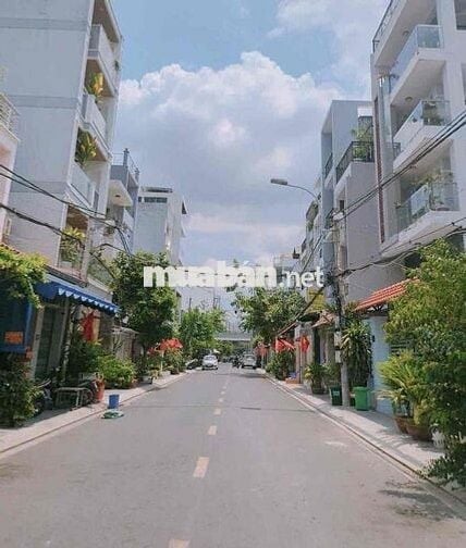 Nhà 3 tầng, Gần Lâm Văn Bền, SHR, 50m2, Quận 7, Nhỉnh 2 Tỷ