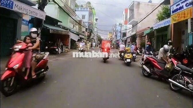 Bán nhà Phan Thị Hành, Tân Phú, 30m2 SHR