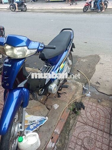 Xe 50cc may rin im cho học sinh di hoc ok