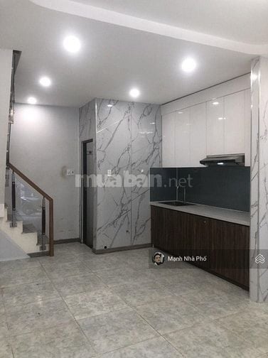 BÁN NHÀ HXH BỜ BAO TÂN THẮNG P.SƠN KỲ Q TÂN PHÚ 2 TẦNG 4M X 8M GIÁ