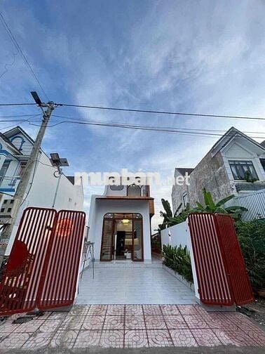NHÀ 1 TRỆT 1 LẦU KHU DÂN CƯ PHƯỜNG 8 VĨNH LONG (NAY LÀ PHƯỜNG TÂN HẠN
