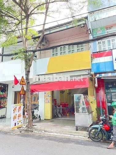 Mặt Tiền Đường Nằm Trong Khu Bàu Cát Ngay Đồng Đen Đối Diện Trường Học