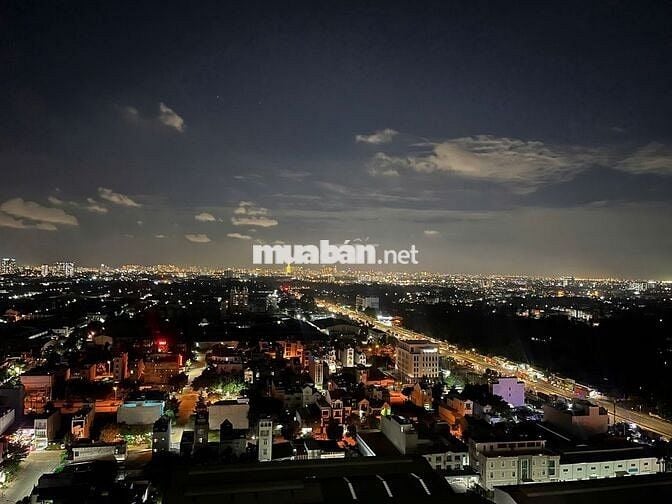 Charm City bán 2pn2wc View Landmark 81 - giá 2ty4 bao thuế phí