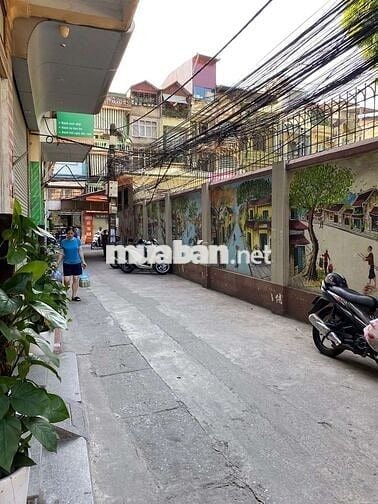 Thanh Xuân, ngõ thông, ô tô đỗ cửa, 30m ra phố. Chỉ 12.5 tỷ!
