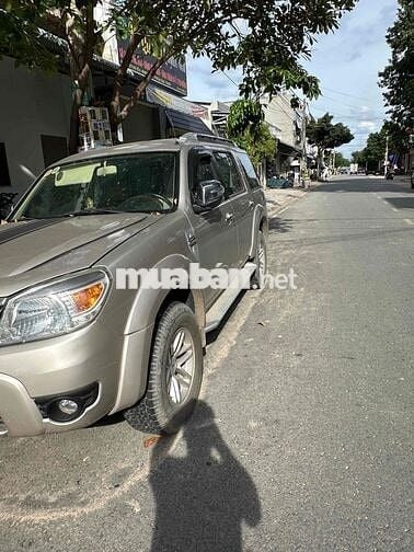 Ford Everest 2009 2.5L 4x2 MT - 120000 km