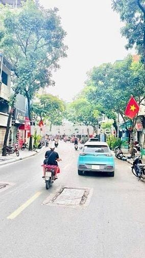 THỤY KHUÊ - 37M2 - 7T THANG MÁY - MT 4.2M - TT TÂY HỒ - GIÁ 17.9 TỶ