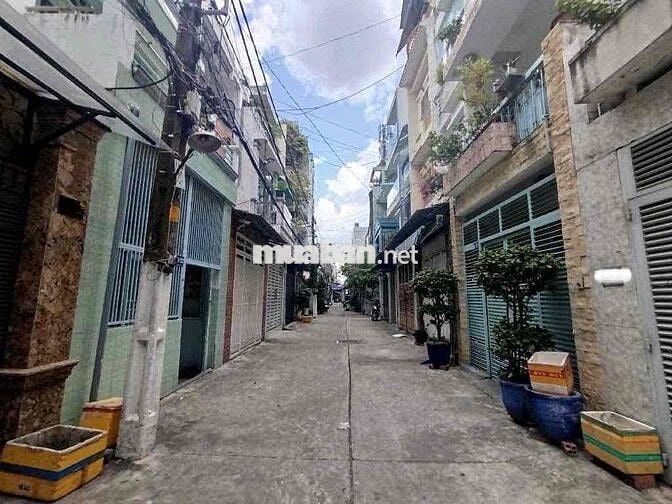 Nhà HXH Âu Dương Lân, 42m2, 3Lầu, Nhỉnh 6 Tỷ