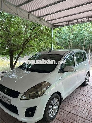 Suzuki Ertiga 2015 - 140000 km