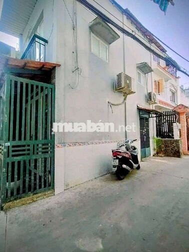 Nhà Gần ST Lotte 30M2 2 PN, Hẻm 3m