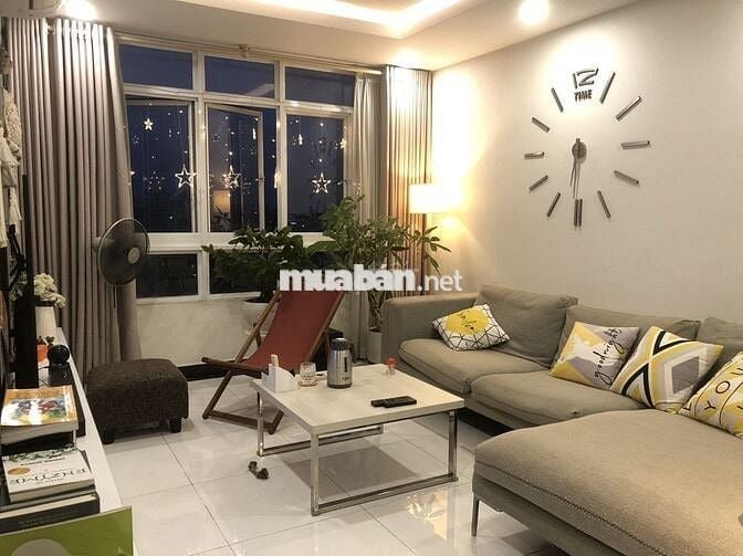 CẦN CHO THUÊ CĂN HỘ GIAI VIỆT–2PN–ĐẦY ĐỦ TIỆN ÍCH–XÁCH VALI VÀO Ở