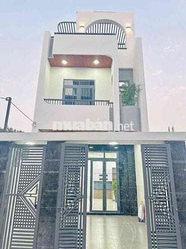 BÁN NHÀ 3 LẦU SHR HOÀN CÔNG ( Hẻm Xe Hơi )