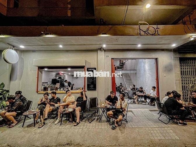 Chính chủ Bán căn shophouse Ngay góc Chung cư A3