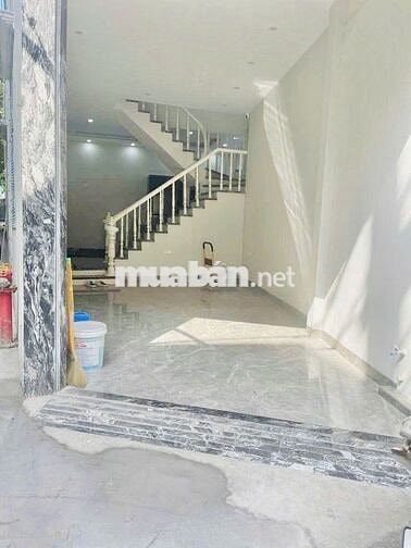 Nguyễn Văn Cừ -  Nguyên Căn - 52M2 ×4 Tầng - 15 Triệu