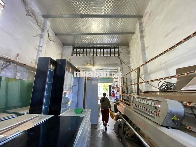 Cho thuê nhà 5x20m đường nhựa lớn gần chợ Bà Điểm