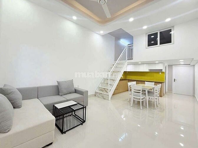 Shop house xinh đẹp 50m2 + 40m2 lửng và sân. 3PN, 3,8 tỉ TL