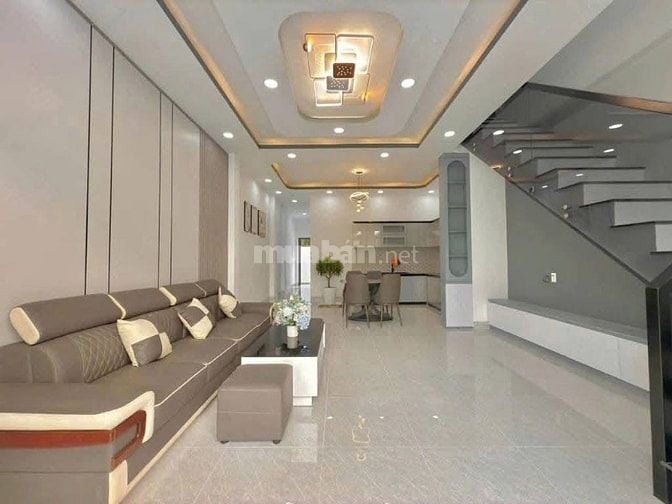 GẤP! BÁN NHÀ 2 TẦNG NGAY ĐƯỜNG HOÀ HƯNG, PHƯỜNG 13, QUẬN 10 HXH 