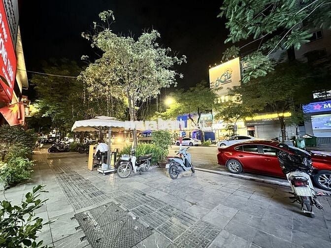 CHÍNH CHỦ CHO THUÊ NHÀ RIÊNG 4 TẦNG - TT PHỐ LÝ THƯỜNG KIỆT, HÀ NỘI