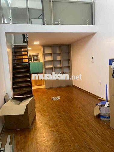 Bán nhà TT dệt may phố Ao Sen tầm tiền hiếm ít nhà bán thoáng trước sa