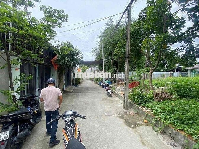 bán lô đất sát  khu dân cư bicosi gần trung tâm y tế dĩ an
