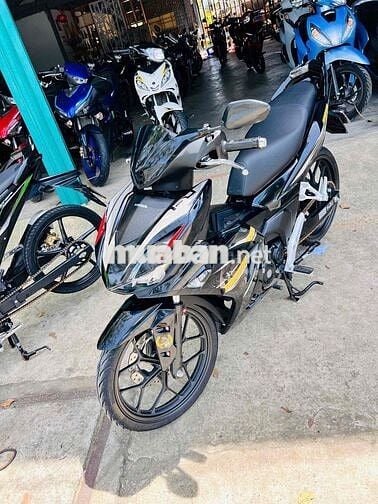 v3 lướt 2024