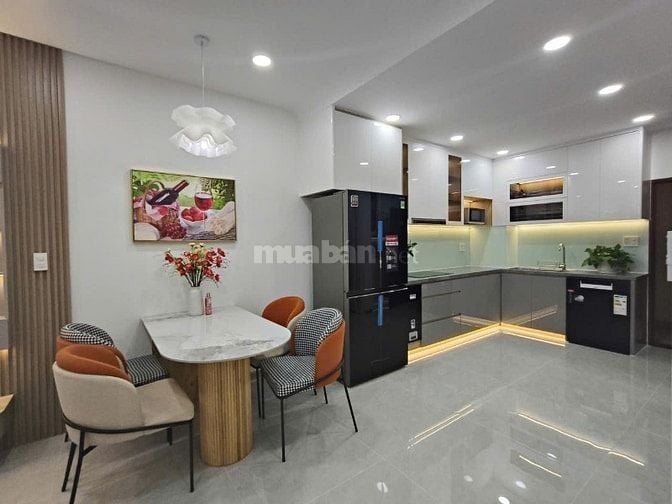 Cần bán gấp căn hộ Sky garden 2, Phú Mỹ Hưng (nhà mới 100%)
