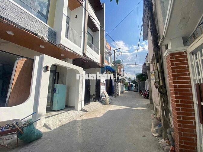 bán lô đất kiệt oto Cách Mạng tháng 8 61m2 chỉ 2ty35 TL