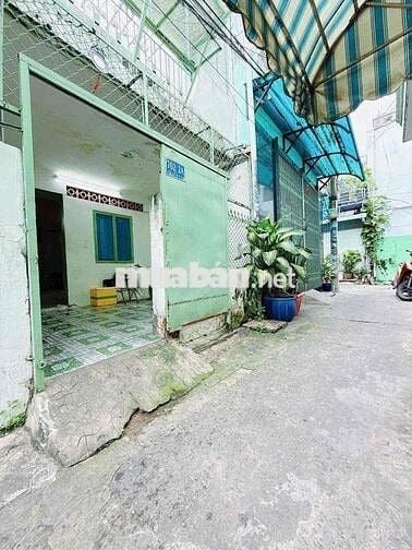 Nhà Diện Tích Lớn  Tiện Cải Tạo