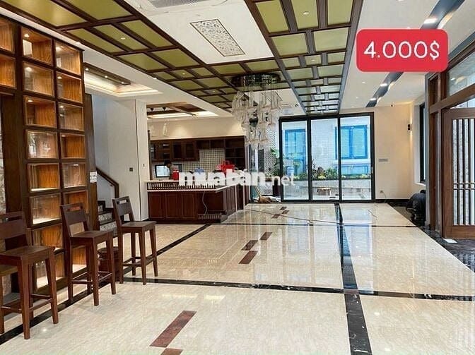 CHO THUÊ BIỆT THỰ QUẬN 7, 6 PHÒNG, CÓ THANG MÁY, NỘI THẤT CAO CẤP
