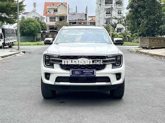 Everest Titanium 2022 4x4 - 30.000km - hỗ trợ góp%