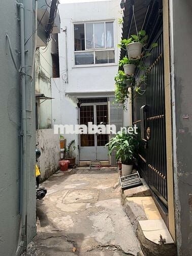 NHÀ NGUYÊN CĂN GIÁ RẺ GẦN SÂN BAY ,GẦN NGÃ 5 CHUỒNG CHÓ
