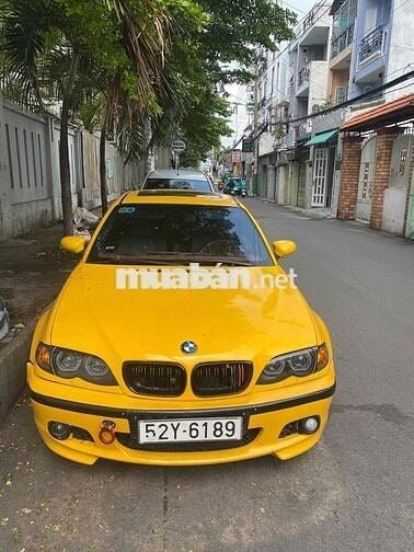 BMW 3 Series 2004 325i - 2222 km